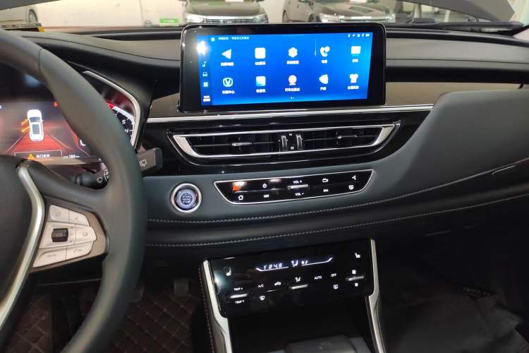 Used CHANGAN CS75 2022 Blue Whale Edition 1.5T DCT Prestige Model Audio And AC Panel