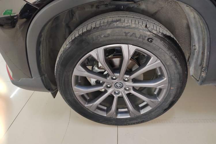 Used CHANGAN CS75 2022 Blue Whale Edition 1.5T DCT Prestige Model Exterior 4