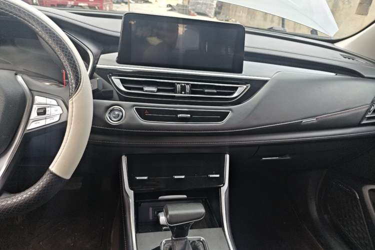 Used CHANGAN CS75 2022 Blue Whale Edition 1.5T DCT Luxury Model Audio And AC Panel