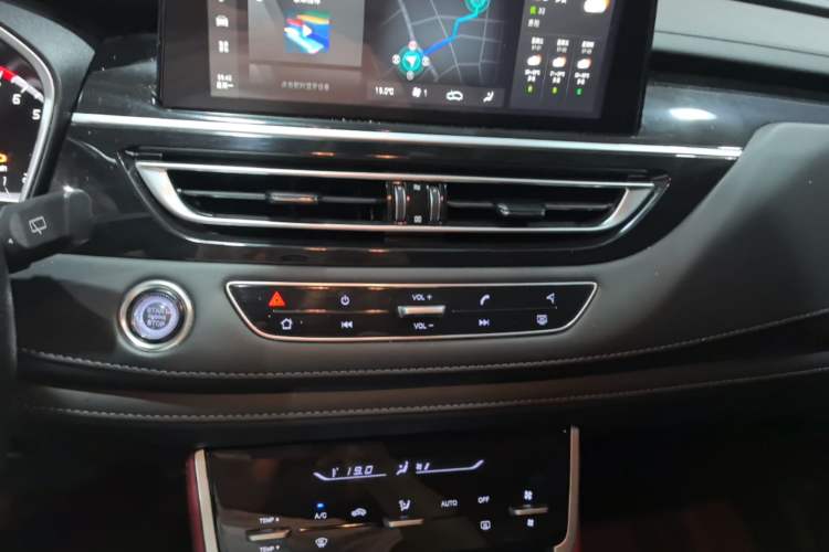 Used CHANGAN CS75 2022 Blue Whale Edition 1.5T DCT Luxury Model Audio And AC Panel