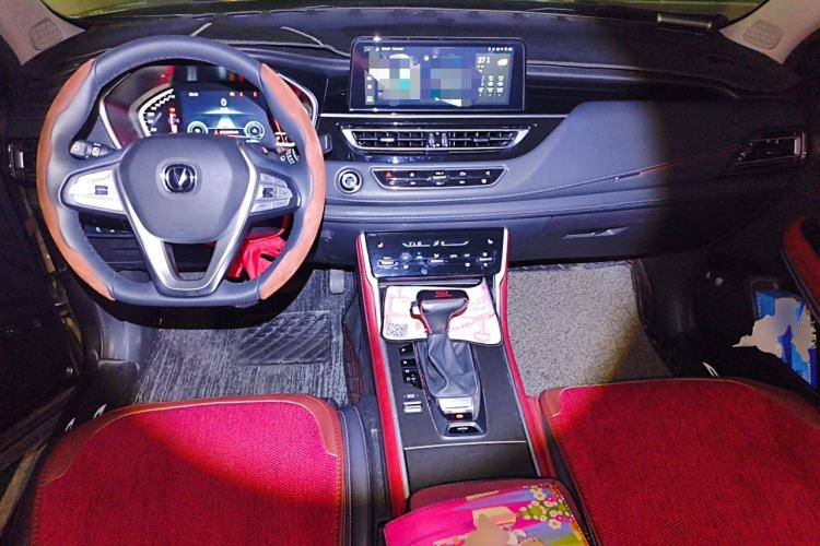 Used CHANGAN CS75 2022 Blue Whale Edition 1.5T DCT Prestige Model Center Console