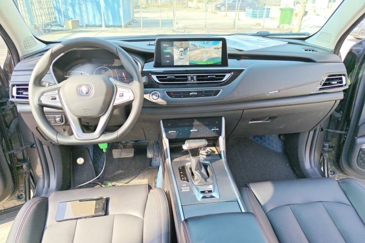 Used CHANGAN CS75 2022 Blue Whale Edition 1.5T DCT Prestige Model Center Console