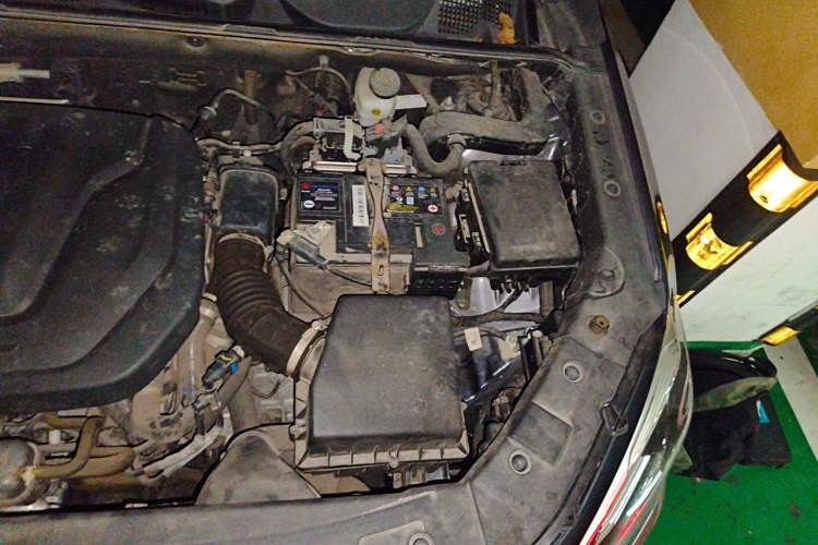 Used CHANGAN CS75 2022 Blue Whale Edition 1.5T DCT Prestige Model Engine Bay Left