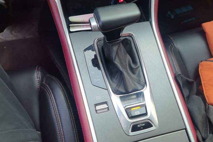 Used CHANGAN CS75 2022 Blue Whale Edition 1.5T DCT Luxury Model Gear Lever