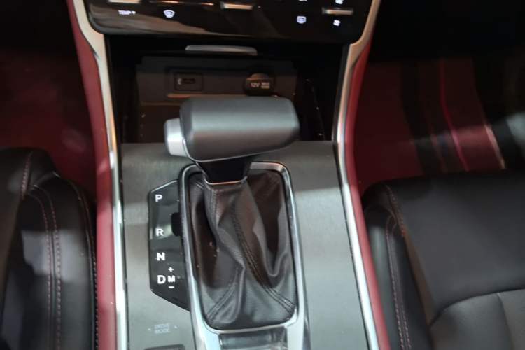 Used CHANGAN CS75 2022 Blue Whale Edition 1.5T DCT Luxury Model Gear Lever