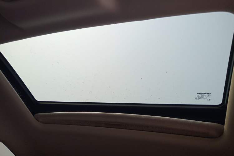 Used CHANGAN CS75 2022 Blue Whale Edition 1.5T DCT Luxury Model Headliner