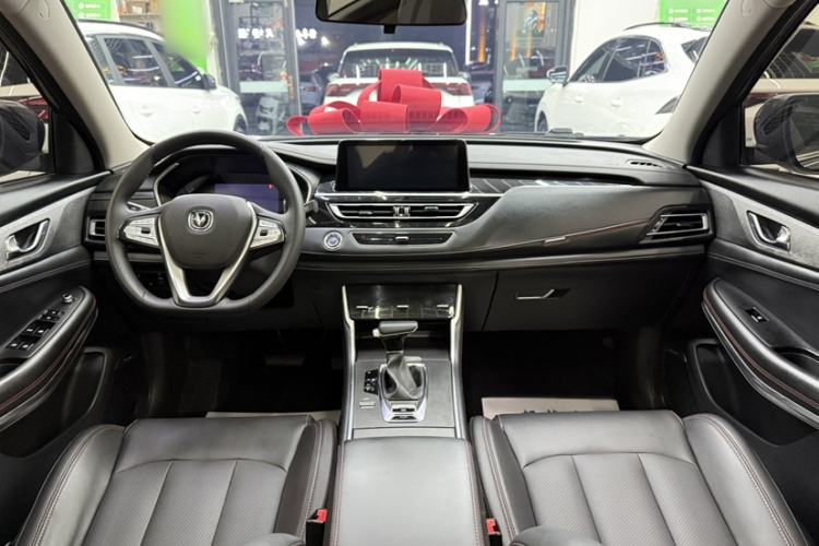 Used CHANGAN CS75 2022 Blue Whale Edition 1.5T DCT Luxury Model Interior 1
