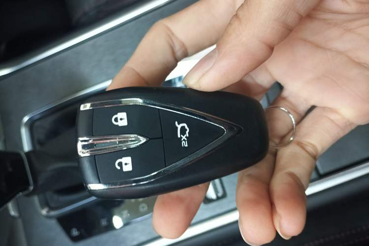 Used CHANGAN CS75 2022 Blue Whale Edition 1.5T DCT Luxury Model Interior 1