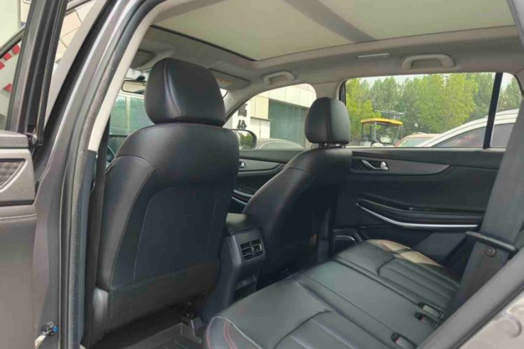 Used CHANGAN CS75 2022 Blue Whale Edition 1.5T DCT Prestige Model Interior 3