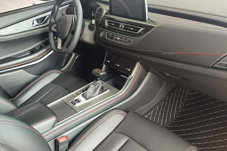 Used CHANGAN CS75 2022 Blue Whale Edition 1.5T DCT Luxury Model Interior 4