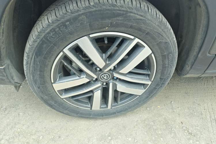 Used CHANGAN CS75 2022 Blue Whale Edition 1.5T DCT Luxury Model Left Front Wheel Hub