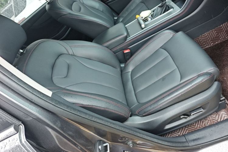 Used CHANGAN CS75 2022 Blue Whale Edition 1.5T DCT Prestige Model Right Front Seat