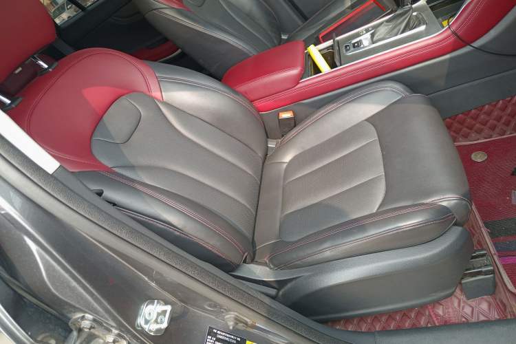 Used CHANGAN CS75 2022 Blue Whale Edition 1.5T DCT Luxury Model Right Front Seat