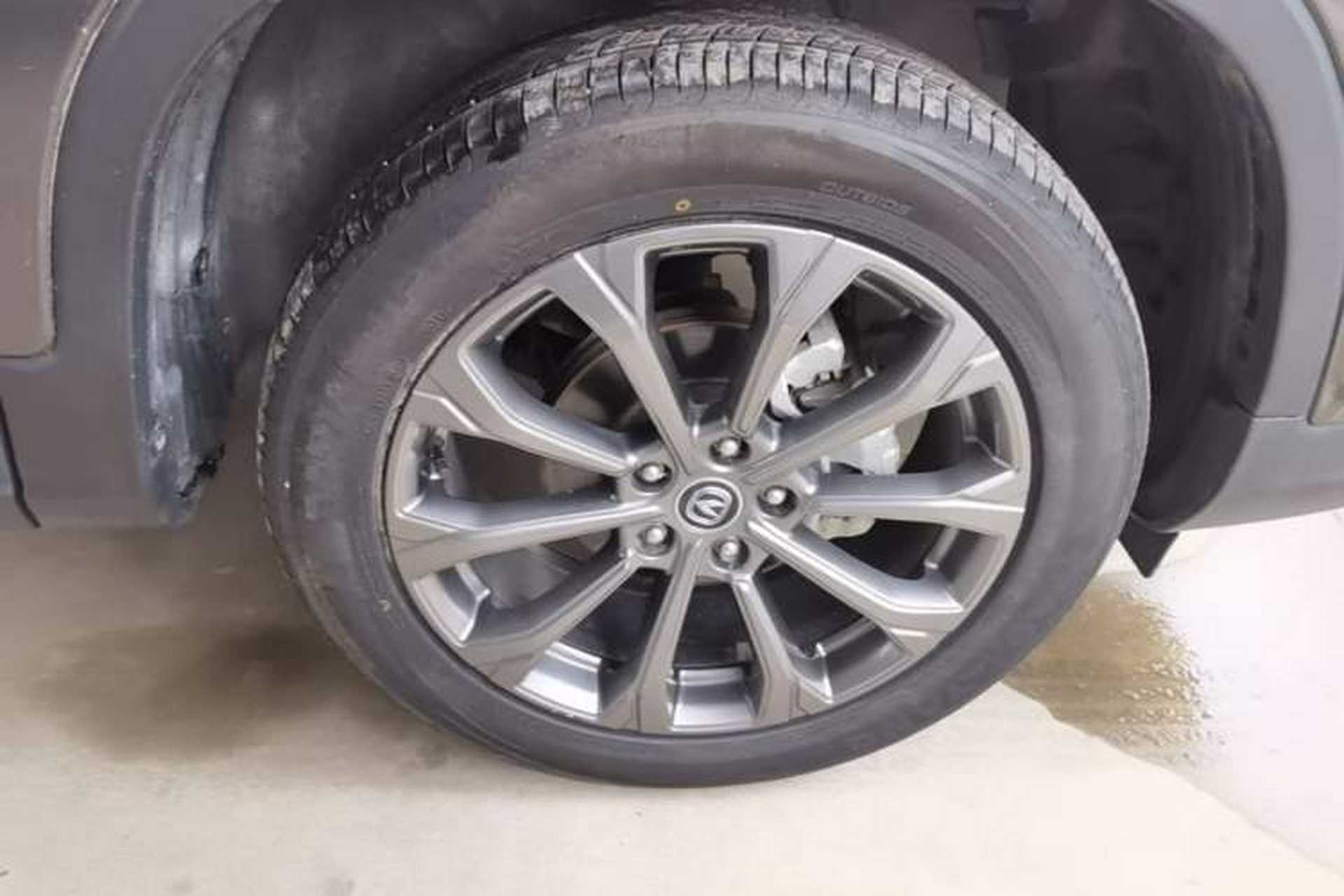Used CHANGAN CS75 2022 Blue Whale Edition 1.5T DCT Prestige Model Right Front Wheel Hub