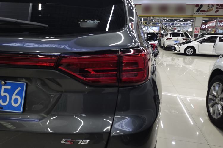 Used CHANGAN CS75 2022 Blue Whale Edition 1.5T DCT Prestige Model Right Rear Taillight