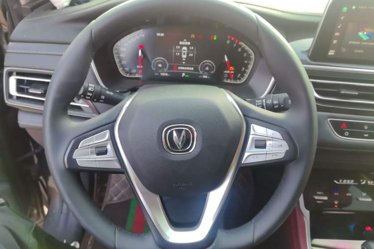 Used CHANGAN CS75 2022 Blue Whale Edition 1.5T DCT Luxury Model Steering Wheel