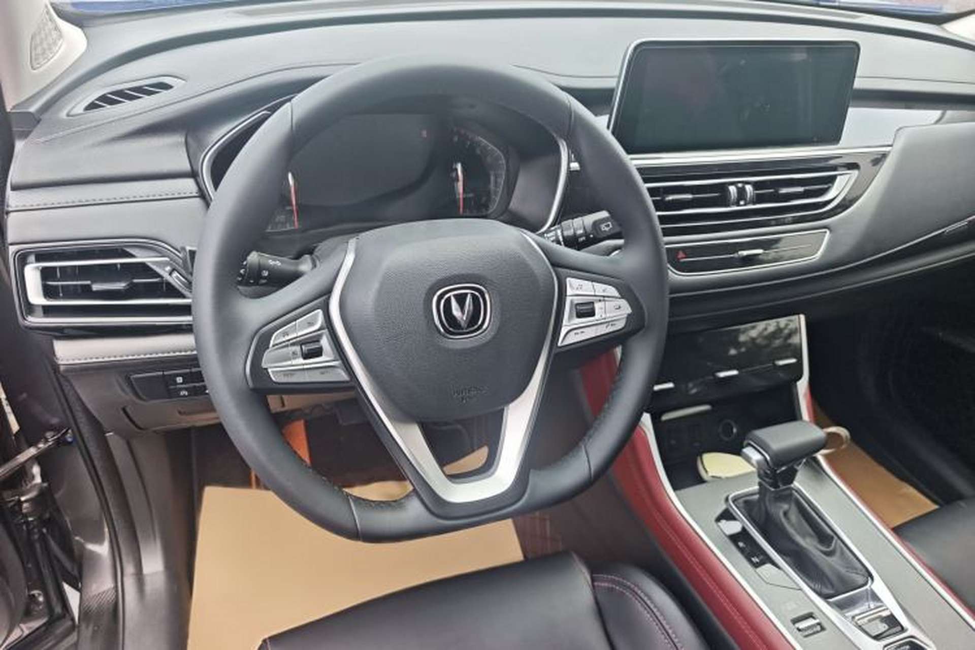 Used CHANGAN CS75 2022 Blue Whale Edition 1.5T DCT Prestige Model Steering Wheel