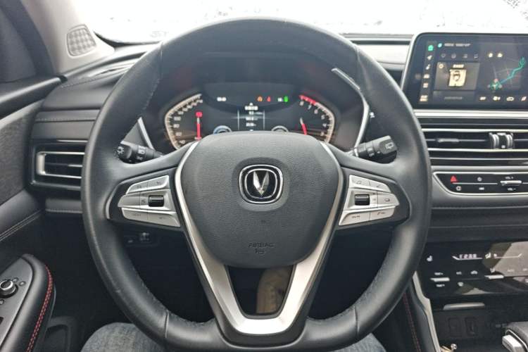 Used CHANGAN CS75 2022 Blue Whale Edition 1.5T DCT Prestige Model Steering Wheel