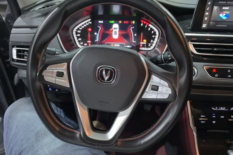 Used CHANGAN CS75 2022 Blue Whale Edition 1.5T DCT Luxury Model Steering Wheel