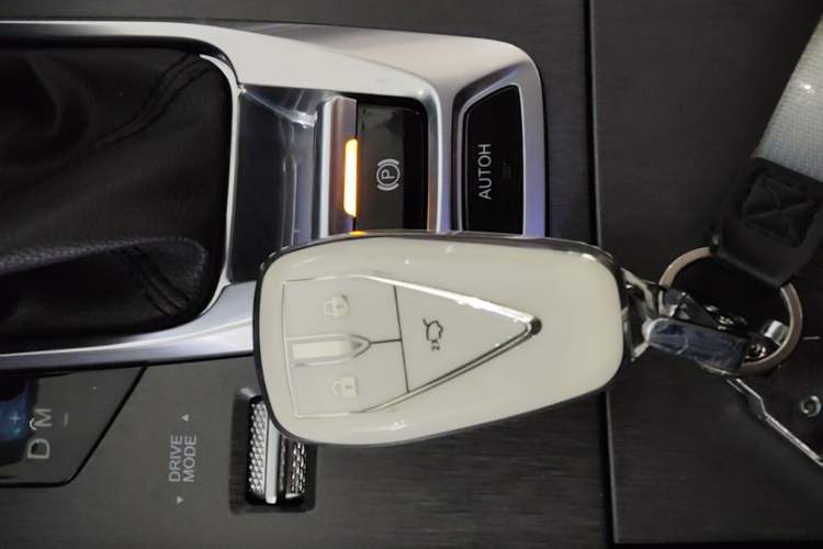 Used CHANGAN CS75 2022 Blue Whale Edition 1.5T DCT Prestige Model Vehicle Key