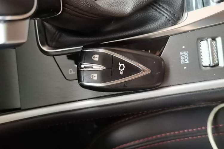 Used CHANGAN CS75 2022 Blue Whale Edition 1.5T DCT Prestige Model Vehicle Key
