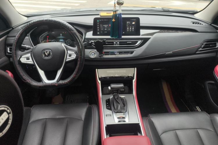 Used CHANGAN CS75 2022 Blue Whale Edition 1.5T DCT Luxury Model Center Console