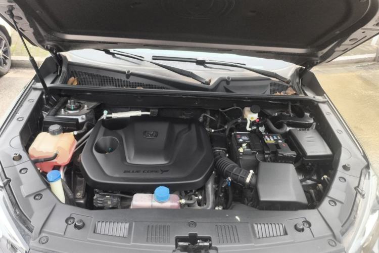 Used CHANGAN CS75 2022 Blue Whale Edition 1.5T DCT Luxury Model Engine Bay