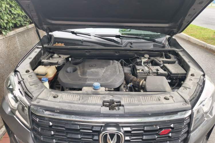 Used CHANGAN CS75 2022 Blue Whale Edition 1.5T DCT Luxury Model Engine Bay