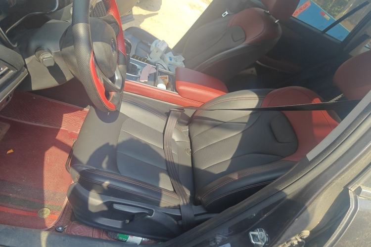 Used CHANGAN CS75 2022 Blue Whale Edition 1.5T Manual Elite Model Left Front Seat
