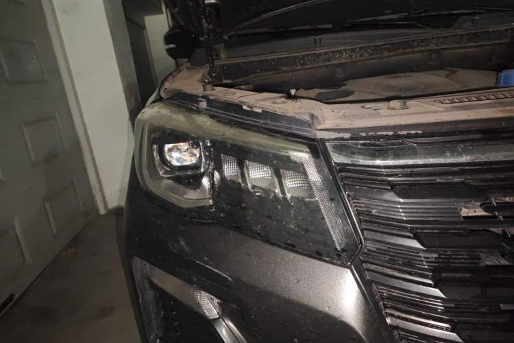 Used CHANGAN CS75 2022 Blue Whale Edition 1.5T DCT Prestige Model Right Front Headlight