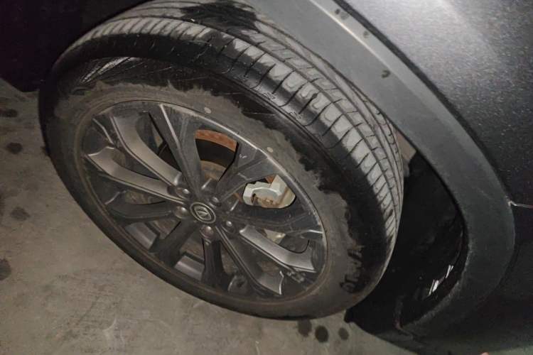 Used CHANGAN CS75 2022 Blue Whale Edition 1.5T DCT Prestige Model Right Front Wheel Hub