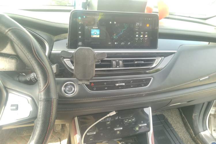 Used CHANGAN CS75 2022 Blue Whale Edition 1.5T DCT Luxury Model Audio And AC Panel