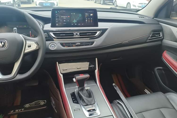 Used CHANGAN CS75 2022 Blue Whale Edition 1.5T DCT Luxury Model Audio And AC Panel