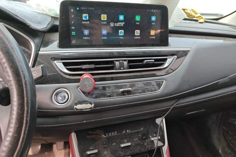 Used CHANGAN CS75 2022 Blue Whale Edition 1.5T DCT Luxury Model Audio And AC Panel
