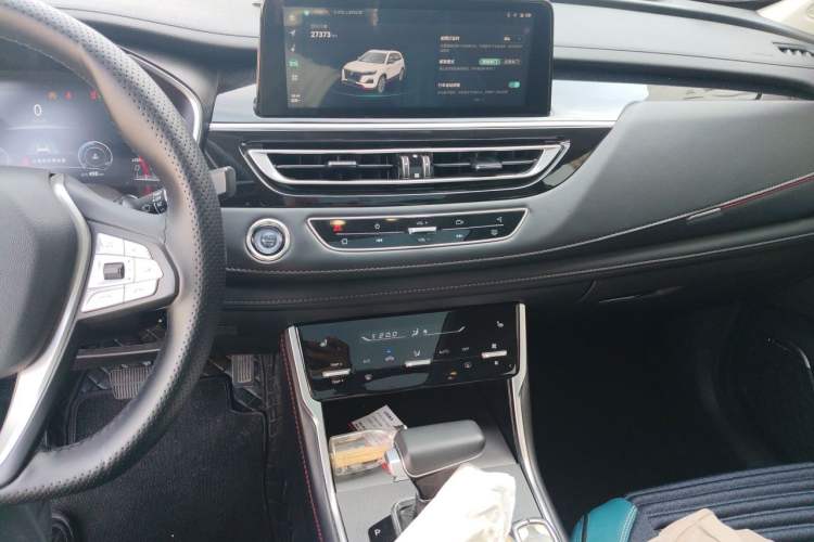 Used CHANGAN CS75 2022 Blue Whale Edition 1.5T DCT Prestige Model Audio And AC Panel