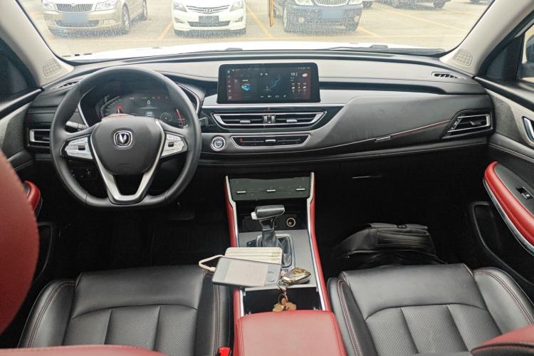 Used CHANGAN CS75 2022 Blue Whale Edition 1.5T DCT Prestige Model Center Console