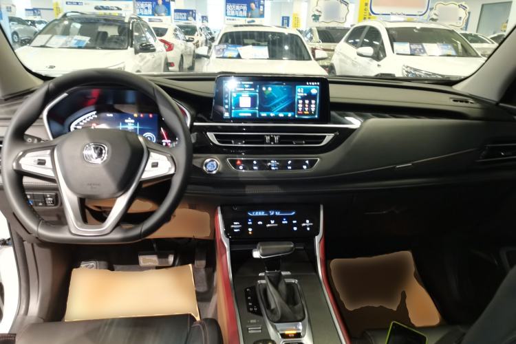 Used CHANGAN CS75 2022 Blue Whale Edition 1.5T DCT Luxury Model Center Console