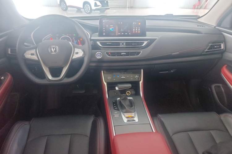 Used CHANGAN CS75 2022 Blue Whale Edition 1.5T DCT Luxury Model Center Console