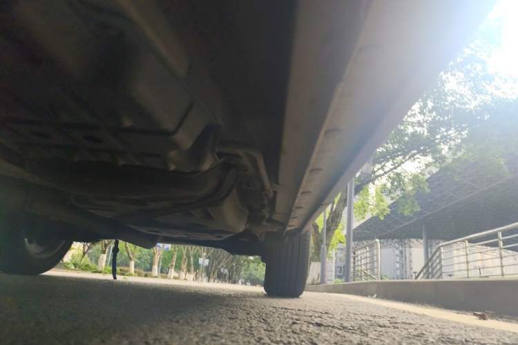 Used CHANGAN CS75 2022 Blue Whale Edition 1.5T DCT Prestige Model Chassis Front Left