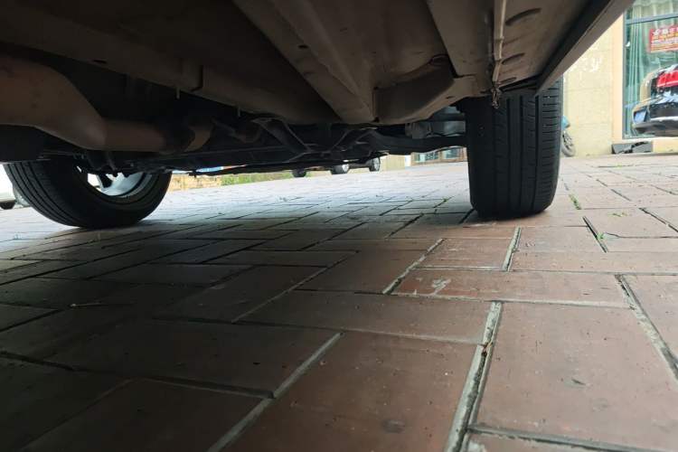 Used CHANGAN CS75 2022 Blue Whale Edition 1.5T DCT Prestige Model Chassis Front Right