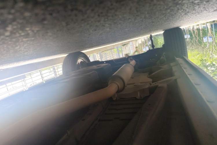 Used CHANGAN CS75 2022 Blue Whale Edition 1.5T DCT Prestige Model Chassis Front Right