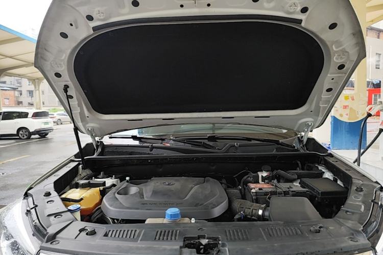 Used CHANGAN CS75 2022 Blue Whale Edition 1.5T DCT Luxury Model Engine Bay