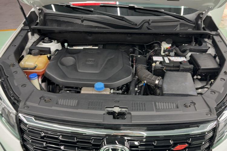 Used CHANGAN CS75 2022 Blue Whale Edition 1.5T DCT Luxury Model Engine Bay
