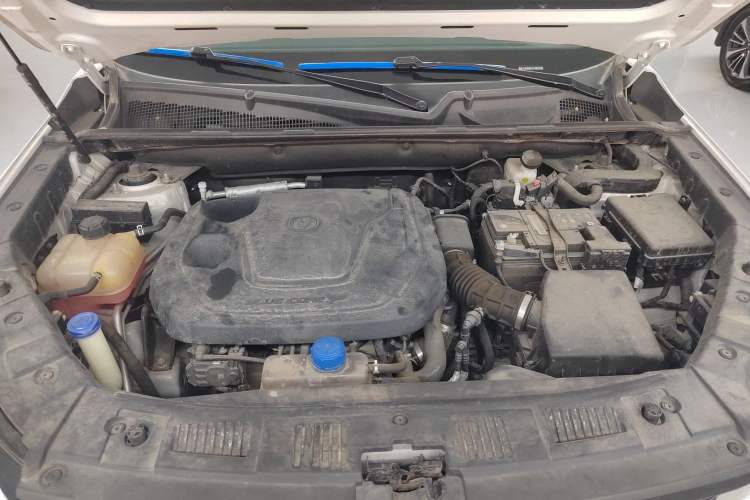 Used CHANGAN CS75 2022 Blue Whale Edition 1.5T DCT Luxury Model Engine Bay