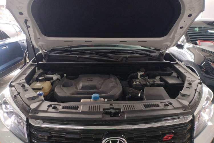 Used CHANGAN CS75 2022 Blue Whale Edition 1.5T DCT Prestige Model Engine Bay