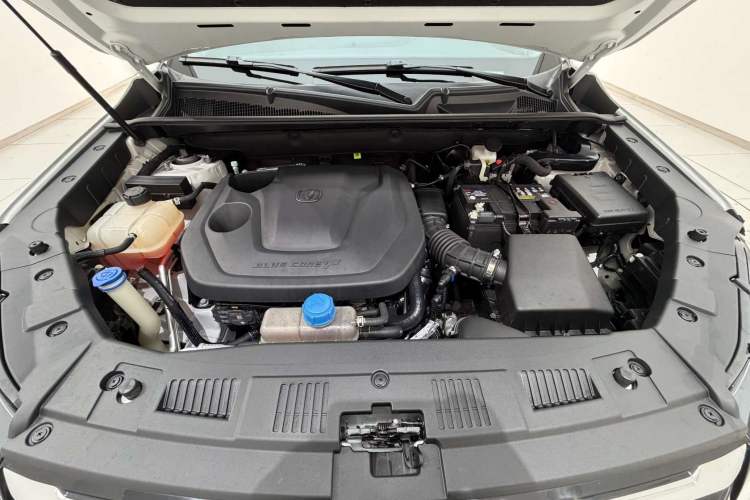 Used CHANGAN CS75 2022 Blue Whale Edition 1.5T DCT Prestige Model Engine Bay