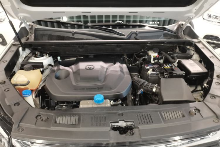 Used CHANGAN CS75 2022 Blue Whale Edition 1.5T DCT Luxury Model Engine Bay