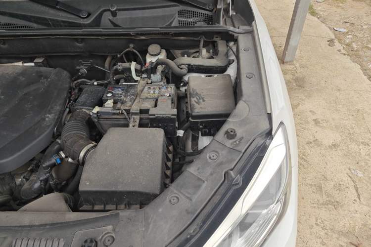 Used CHANGAN CS75 2022 Blue Whale Edition 1.5T DCT Luxury Model Engine Bay Left