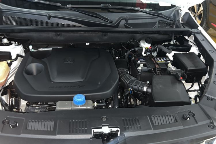 Used CHANGAN CS75 2022 Blue Whale Edition 1.5T DCT Prestige Model Engine Bay