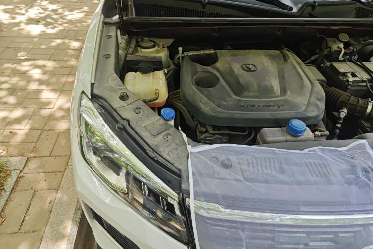 Used CHANGAN CS75 2022 Blue Whale Edition 1.5T DCT Luxury Model Engine Bay Right